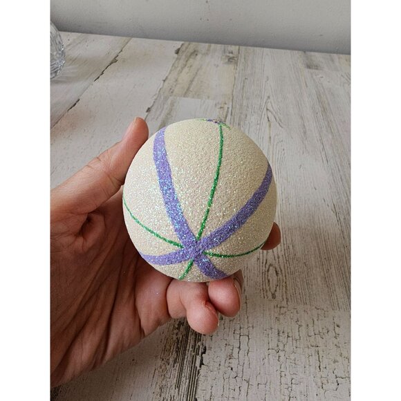 Patricia breen Daisy purple glitter egg ornament Xmas tree spring - Picture 8 of 8